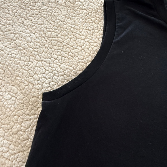 Adidas no sleeve sleeveless solid black workout gym athletic top shirt ladies - Picture 3 of 7